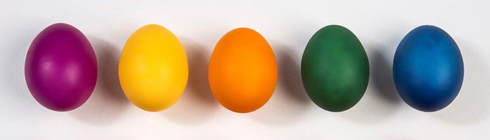 Eier gefärbt mit Auro Ostereierfarben